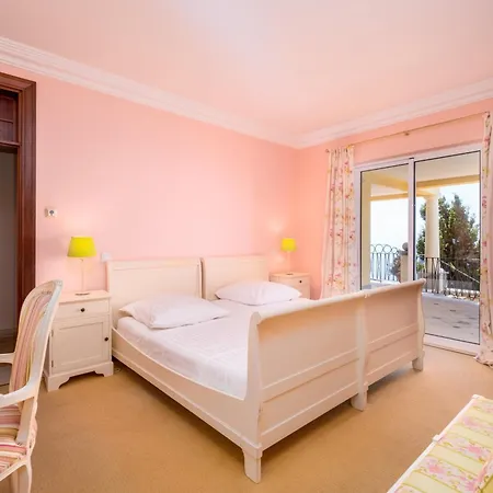Palheiro Village Holiday park 5*