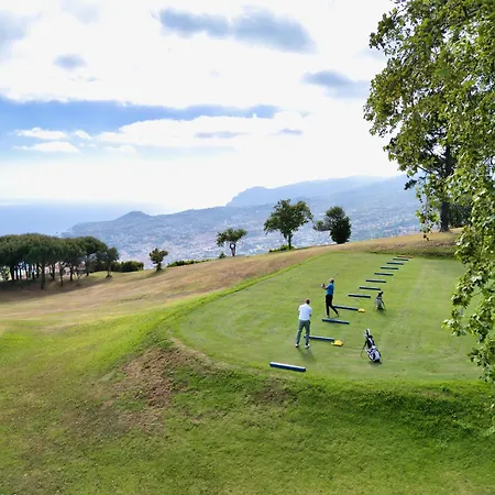 Aldeamento Turístico Palheiro Village 5*