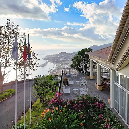 Palheiro Village Aldeamento Turístico 5*